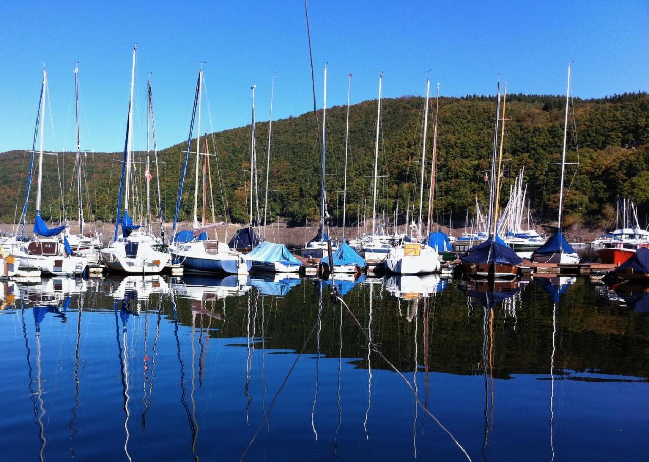 Natur-Panorama-Suite am Rursee Heimbach Exterior foto